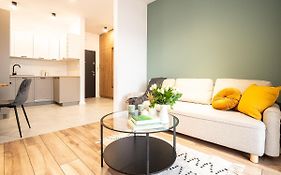 Oak Tree Apartment